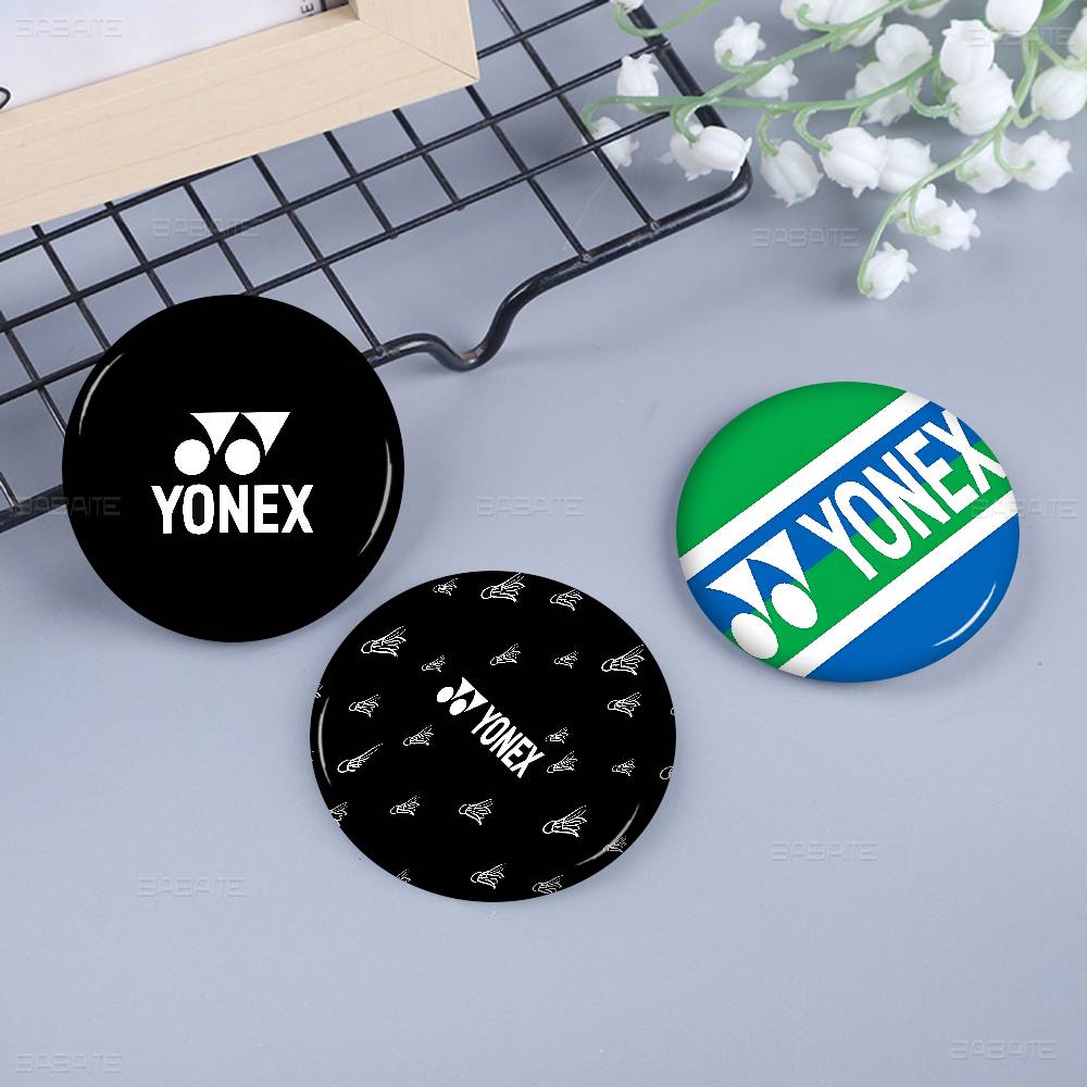 Pin de solapa de moda Yonex de - Badminton Yonex reseña y precio